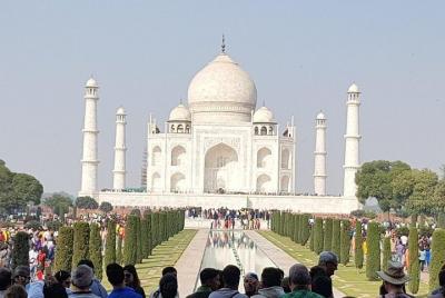 Luxury Full Day Taj Mahal Day Trip From Delhi