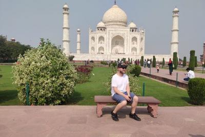 Sunrise Taj Mahal Tour From Delhi By Car