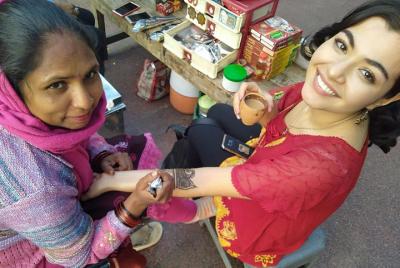 The Indian Passport - Heena Art & Shopping Tour The Indian Passport - Heena Art & Shopping Tour