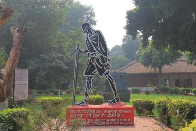 Footsteps of Mahatma Gandhi - A Guided Half-day Tour Footsteps of Mahatma Gandhi - A Guided Half-day Tour