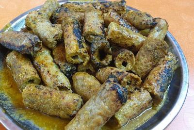 Delicious Mughlai and Street Food of Old Delhi Delicious Mughlai and Street Food of Old Delhi