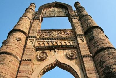 Private Day Excursion to Chanderi from Orchha Private Day Excursion to Chanderi from Orchha