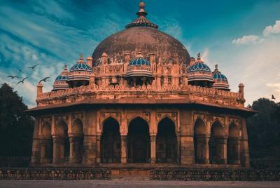 Private Airport Transfer: New Delhi to Indira Gandhi International Airport (DEL) Private Airport Transfer: New Delhi to Indira Gandhi International Airport (DEL)