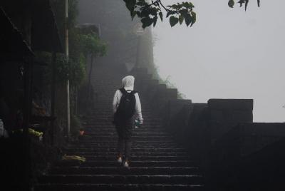 Full-Day Tour of Sinhagad Fort and Kadakwasla Lake from Pune Full-Day Tour of Sinhagad Fort and Kadakwasla Lake from Pune