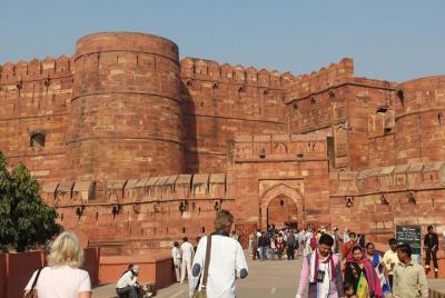 Day Trip To Agra From Pune With Air Tickets Day Trip To Agra From Pune With Air Tickets