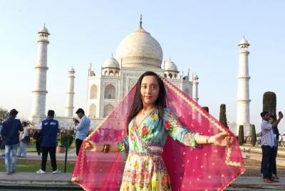 Agra Taj Tour from Pune Agra Taj Tour from Pune