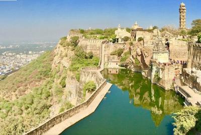 Drop Udaipur with Chittorgarh Fort from Pushkar  Drop Udaipur with Chittorgarh Fort from Pushkar