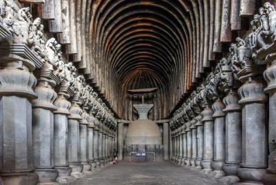 Private Arrival Transfer from Pune Airport to Pune City Private Arrival Transfer from Pune Airport to Pune City