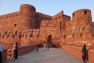 2-Day Tour to The Taj Mahal and Agra from Pune with Commercial Return Flights 2-Day Tour to The Taj Mahal and Agra from Pune with Commercial Return Flights