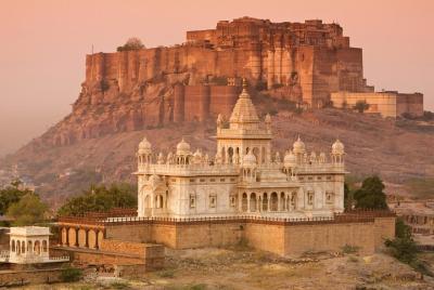 Private One Way Transfer From Pushkar To Jodhpur In AC Vehicle Private One Way Transfer From Pushkar To Jodhpur In AC Vehicle