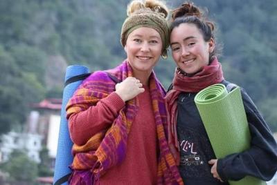 On Line 200 Hours Yoga Teacher Training Yoga Alliance USA Rishikesh India