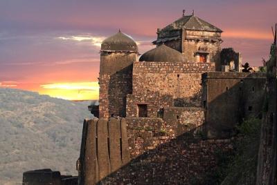 Private Sightseeing Tour of Ranthambore Fort and Ganesh Temple Private Sightseeing Tour of Ranthambore Fort and Ganesh Temple