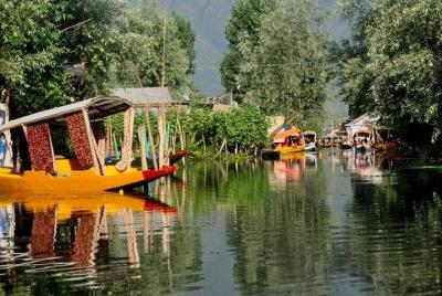 4 Nights Kashmir Package 4 Nights Kashmir Package