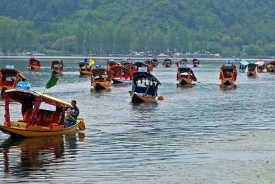 Kashmir Private Tour 5 NIGHTS and 6 DAYS Kashmir Private Tour 5 NIGHTS and 6 DAYS