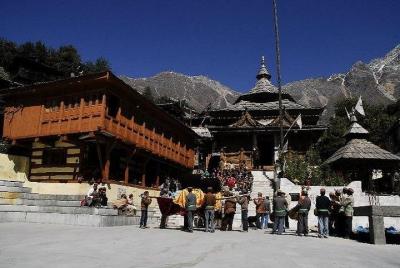 15-Days Leh Private Tour from Srinagar with Dinner 15-Days Leh Private Tour from Srinagar with Dinner