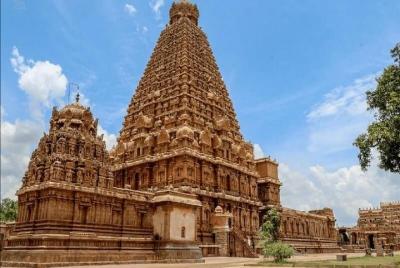 Private Day Tour to Great Living Chola Temples from Trichy Private Day Tour to Great Living Chola Temples from Trichy