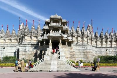 Day Trip to Ranakpur from Udaipur