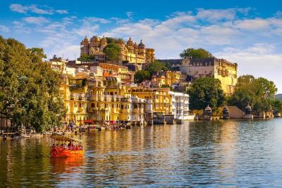 Full Day Sightseeing Tour of Udaipur Full Day Sightseeing Tour of Udaipur