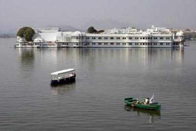 Sunset Boat Ride On Lake Pichola In Udaipur