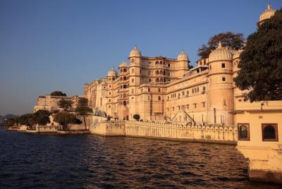 6-Day Private Mount Abu and Udaipur Tour with Pick-up