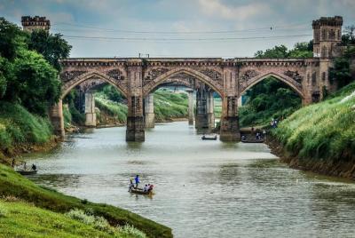 Varanasi city to Chunar Fort Excursion