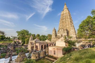 2 Days Bodhgaya Tour from Varanasi 2 Days Bodhgaya Tour from Varanasi