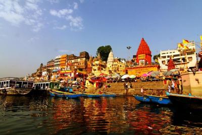 3-Days Varanasi and Sarnath Tour by Air from New Delhi 3-Days Varanasi and Sarnath Tour by Air from New Delhi