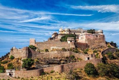 Explore Kumbhalgarh Fort & Jain Temple Tour From Udaipur To Jodhp