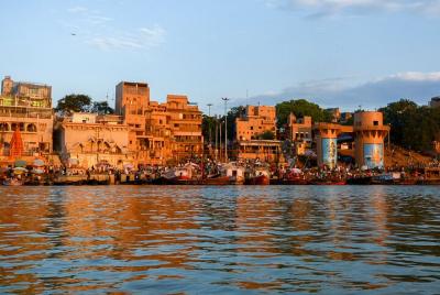 Half-Day Private Guided Walking Tour of Ghats of Varanasi