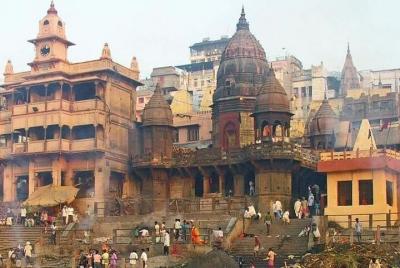 Private Full-Day City Tour of Varanasi Including Boat Ride