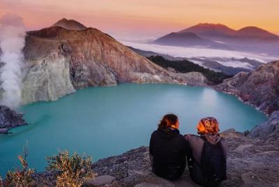 (JOIN TOUR) Tracking Kawah Ijen - Blue Fire Midnight Banyuwangi