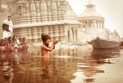 Varanasi City Tour (Pick up from hotel) Varanasi City Tour (Pick up from hotel)