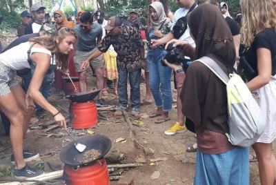 A Day Being Coffee And Batik Maker