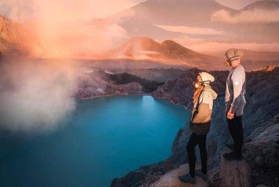 Ijen Crater Blue Fire Tour start from Banyuwangi - Midnight Depar