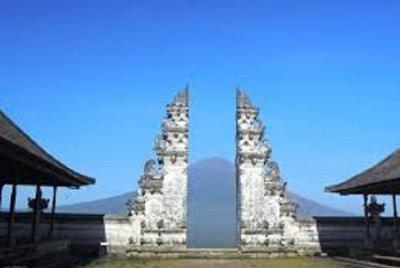 Heaven gate – East tours with private driver  Heaven gate – East tours with private driver