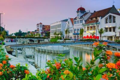 Halfday Excursion Old city Batavia with Lunch,Free Souvenir & Ins Halfday Excursion Old city Batavia with Lunch,Free Souvenir & Ins