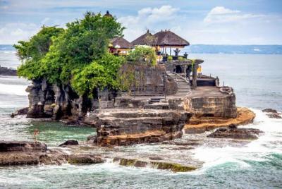 Private Tour: Rice Terrace, Waterfall, and Tanah Lot Temple Private Tour: Rice Terrace, Waterfall, and Tanah Lot Temple