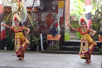 Private : Barong Dance and Kuta Beach Tour Private : Barong Dance and Kuta Beach Tour