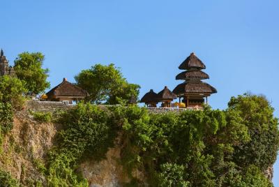 Amazing Private Tour: Uluwatu Temple & Southern Bali Highlights Amazing Private Tour: Uluwatu Temple & Southern Bali Highlights