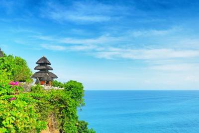 Private Tour: Bali Classic Including Uluwatu Temple and Dinner at Jimbaran Bay Private Tour: Bali Classic Including Uluwatu Temple and Dinner at Jimbaran Bay