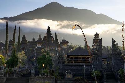 Ubud Temples, Waterfalls, Rice Terraces & Balinese Culture Ubud Temples, Waterfalls, Rice Terraces & Balinese Culture