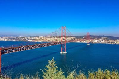 Full-Day Arrábida, Setúbal and Azeitão Tour from Lisbon with Wine