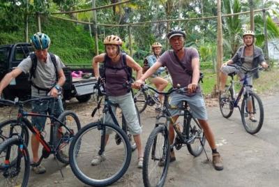 Ubud : Best of Mountain Cycling & Waterfall Tour - Free WiFi Ubud : Best of Mountain Cycling & Waterfall Tour - Free WiFi