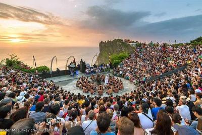 Halfday Tour:Padang-Padang Beach, Uluwatu Temple-Kecak Fire Dance