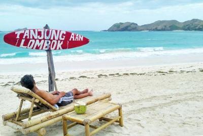 Private Lombok Tour: Sasak Village and Beach Discovery Private Lombok Tour: Sasak Village and Beach Discovery