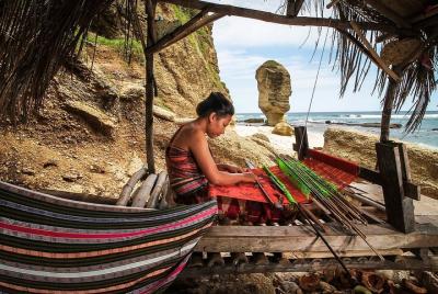 The Sasak Trails of Lombok The Sasak Trails of Lombok
