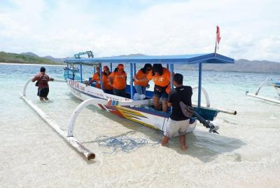 Gili Nanggu,Gili Kedis & Gili Sudak Hopping island & Snorkeling Tour  Gili Nanggu,Gili Kedis & Gili Sudak Hopping island & Snorkeling Tour