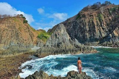South Lombok Coastline Tour South Lombok Coastline Tour