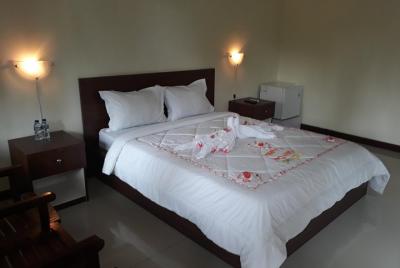 Amazing 5 days surf camp packages Senggigi Lombok Amazing 5 days surf camp packages Senggigi Lombok