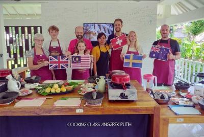 3 Hour Cooking Class Experiences and Lunch at Anggrek Putih Eco R